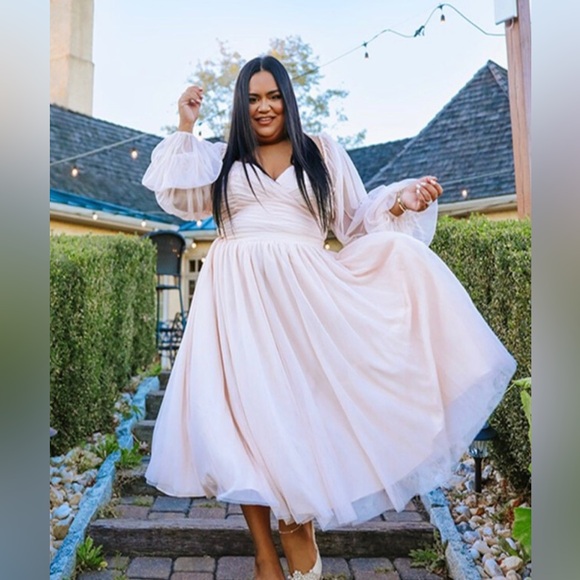 Eloquii Size 16 Tier Puff Sleeve Dress - Picture 5 of 6